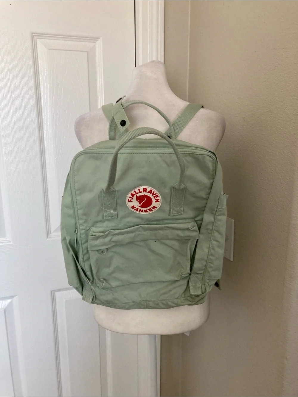 Fjällräven Kånken Backpack in Sage Green